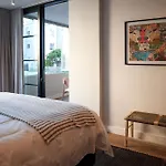Urban Luxury Apartment In Sea Point